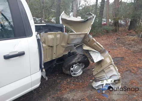 2024 Ford F-150 Xl z USA, uszkodzony, nr VIN 1FTMF1KP4RKF64736